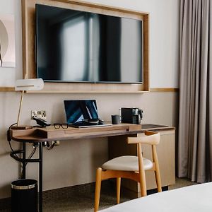 Standaard Kamer met Rolstoeltoegankelijkheid met een King Size Bed
